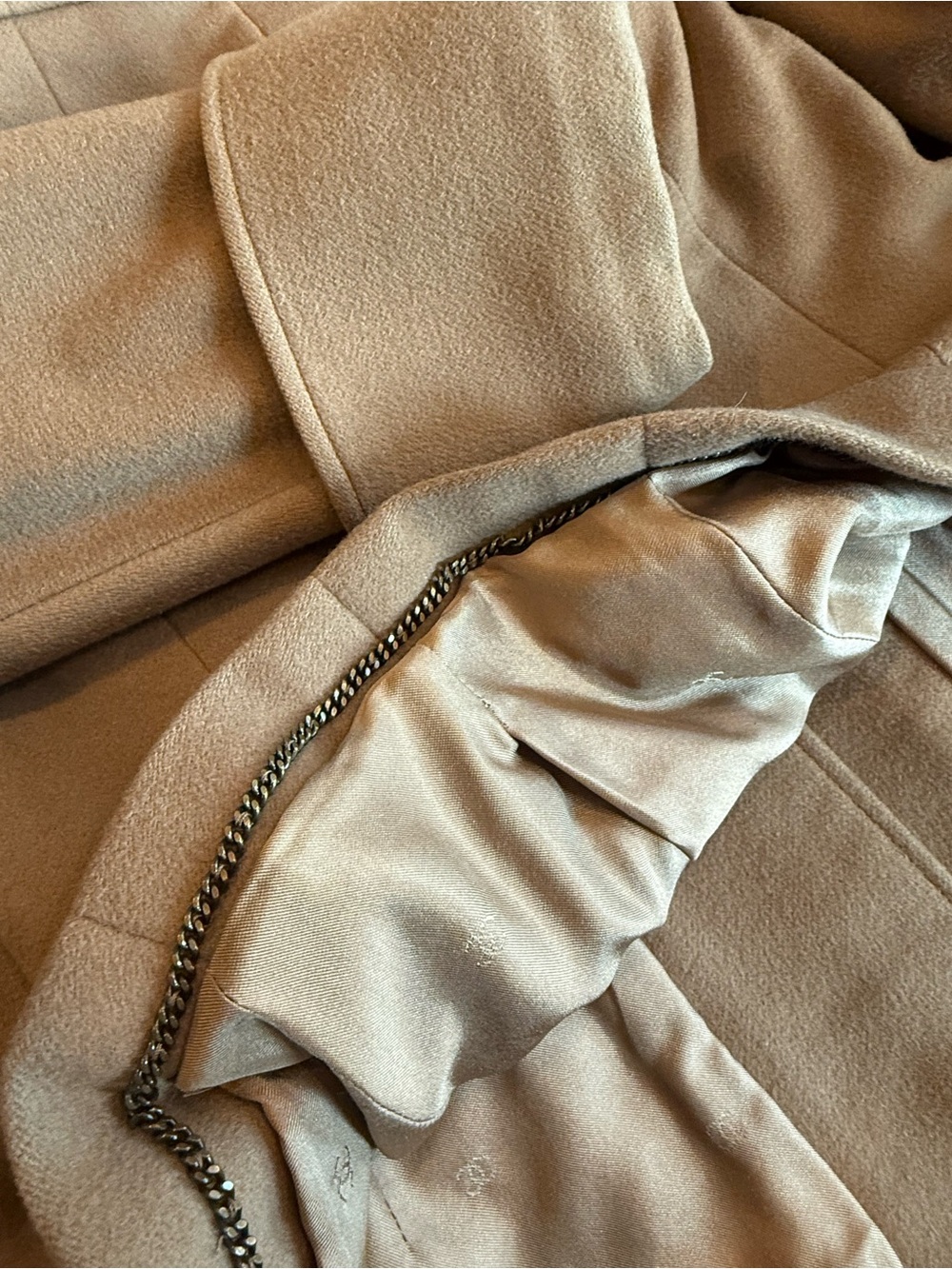 Chanel Cashmere Jacket - 36 - Picture 11 of 15